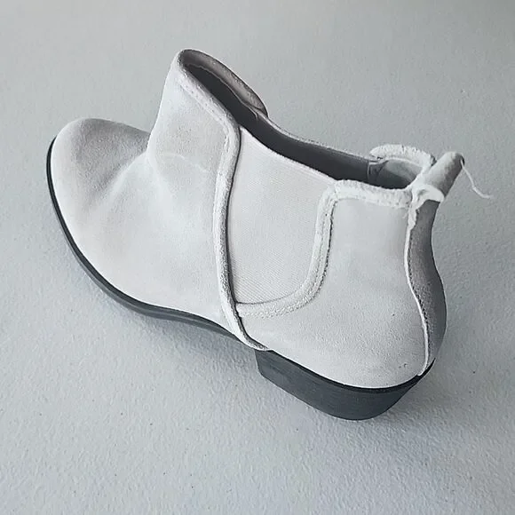 Isaac Mizrahi Shoes New Cement Suedeslip On Chelsea Booties By